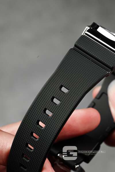 G-SHOCK GBM-2100A-1A3