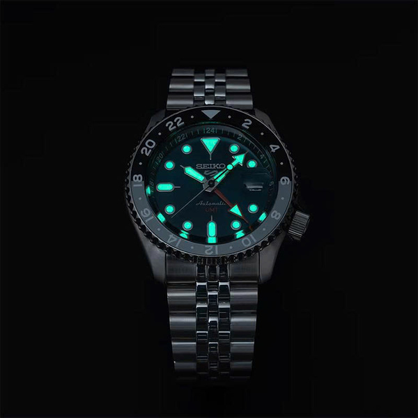Đồng Hồ Nam Chính Hãng SEIKO 5 Sports SSK045K1