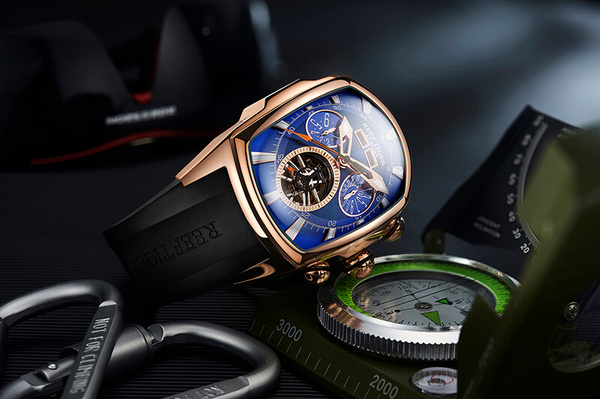  Đồng hồ nam Reef Tiger Aurora Series Tank RGA3069-2