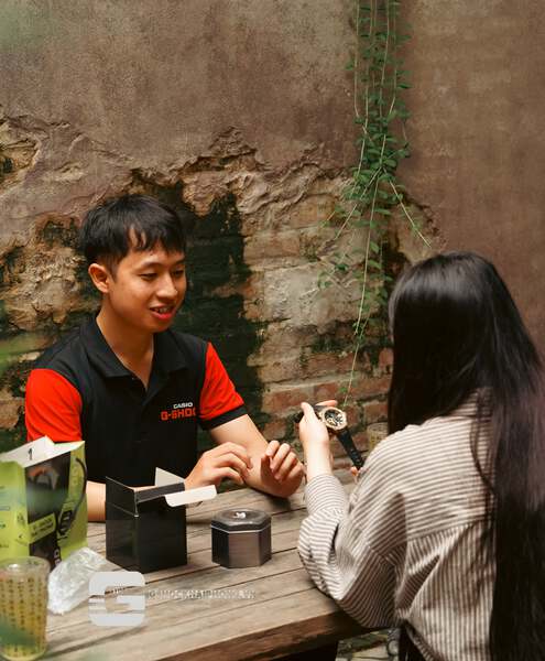 G-SHOCK GST-B100GB-1A9