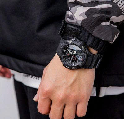  G-SHOCK  GA-1100-1A1