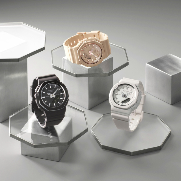 CASIO G-SHOCK GMA-P2110-1A