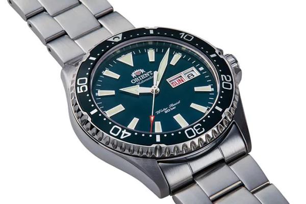 Đồng Hồ Nam Chính Hãng ORIENT Sports RA-AA0004E19B