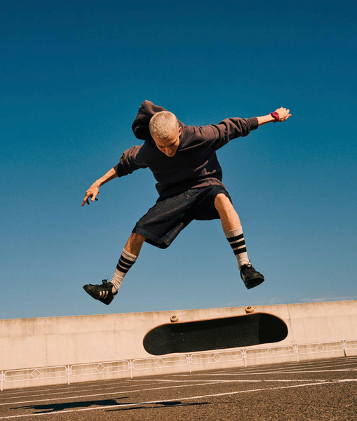 CASIO G-SHOCK DW-5600RRB-4