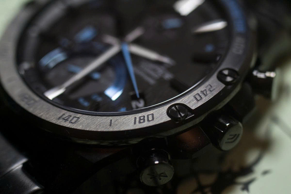EDIFICE EQB-1000XDC-1A
