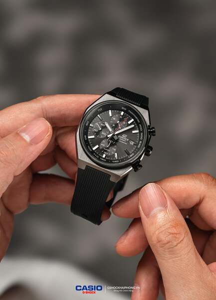  CASIO EDIFICE EFS-S660PB-1A