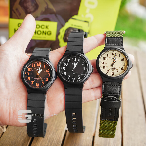 Đồng Hồ Casio MW-240B-3B