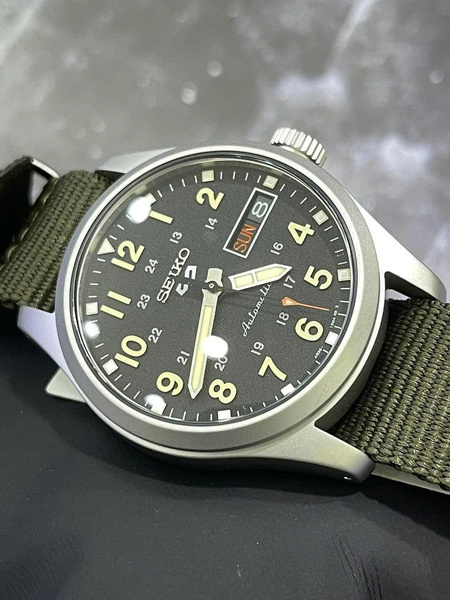 Đồng Hồ Nam Chính Hãng SEIKO 5 Sports SRPJ85K1