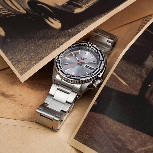 Đồng Hồ Nam Chính Hãng SEIKO 5 Sports SRPK09K1 