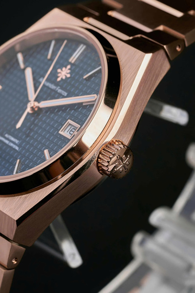 Alexander Ferros 5052R/05