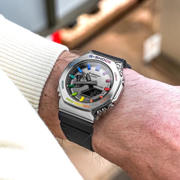 G-SHOCK GM-2100 - RAINBOW HYPER COLOR