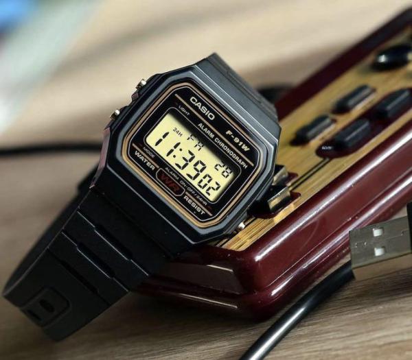 Đồng hồ Nam Chính hãngCASIO F-91WG-9D - Pin 10 năm