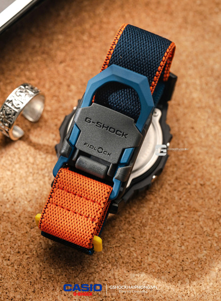 CASIO G-SHOCK DW-5600MNC-8A2