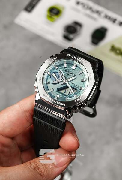 G-SHOCK GBM-2100A-1A2