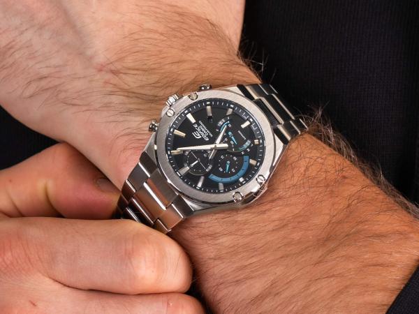 EDIFICE EFS-S560D-1AV