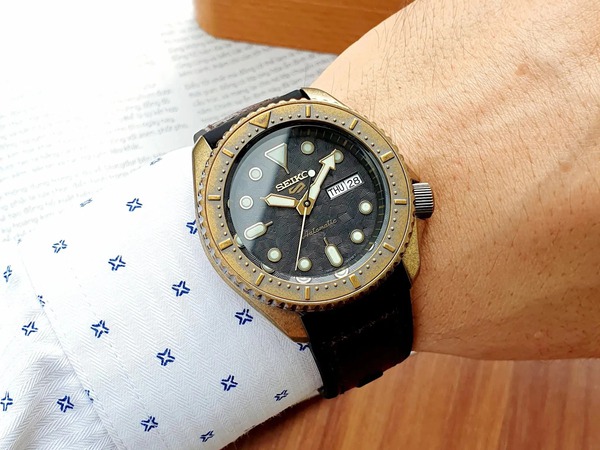 Đồng Hồ Nam Chính Hãng SEIKO 5 Sports SRPE80K1