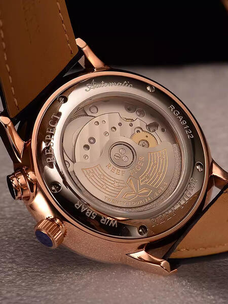 Đồng hồ nam Reef Tiger Chronograph RGA9122-1