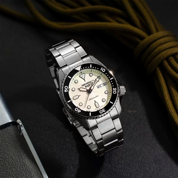 Đồng Hồ Nam Chính Hãng SEIKO 5 Sports SRPK31K1 