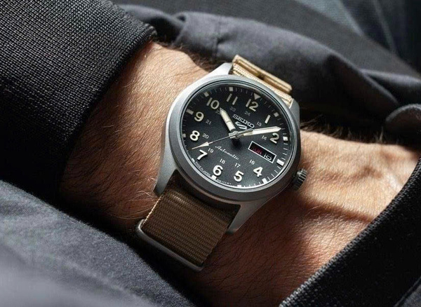 Đồng Hồ Nam Chính Hãng SEIKO 5 Sports SRPG35K1
