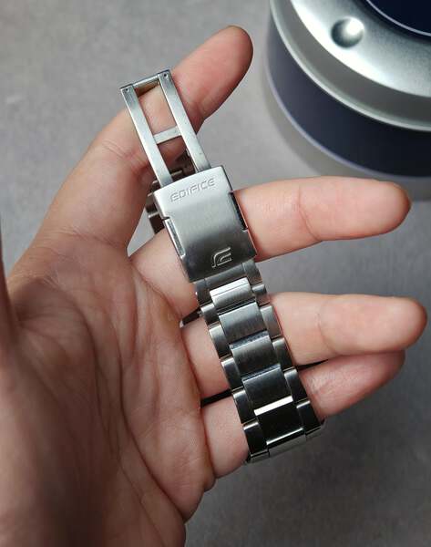 GS-000206 ( Casio Edifice EQW-A1110DB-1A )