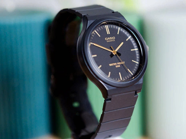 Đồng Hồ Casio MW-240-1E2