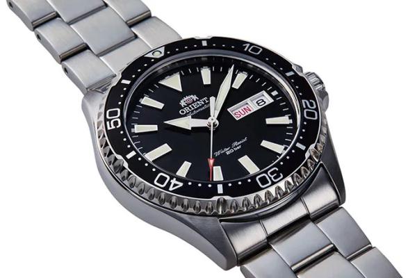 Đồng Hồ Nam Chính Hãng ORIENT Sports RA-AA0001B19B