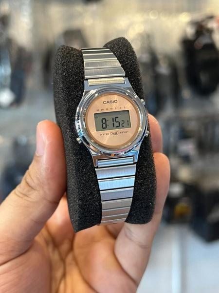 CASIO LA700WE-4A