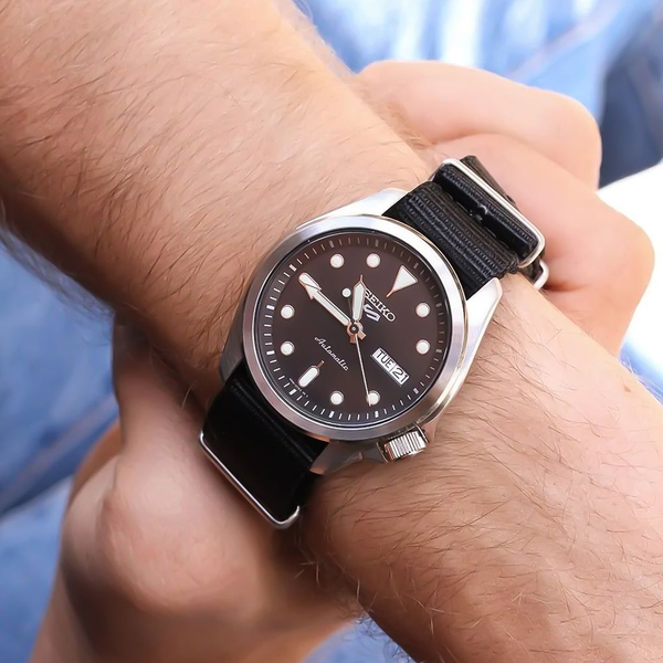 Đồng Hồ Nam Chính Hãng SEIKO 5 Sports SRPE67K1