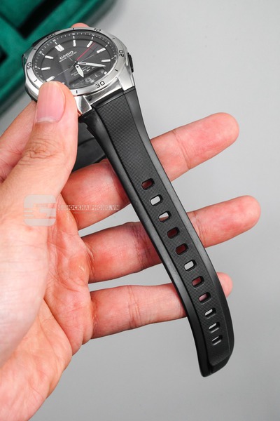 GS-000139 ( Casio WVA-M630-1A  )