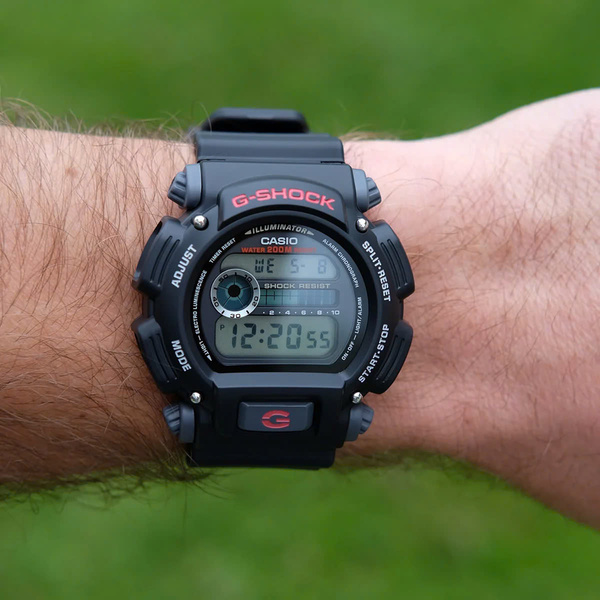 CASIO G-SHOCK DW-9052-1