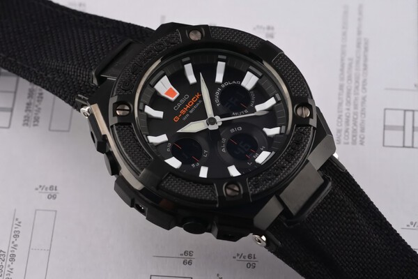 CASIO G-SHOCK GST-S130BC-1A