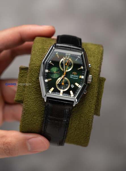 Orient Neo70's FOCUS EIGHT WV0561TT (USED 99%)