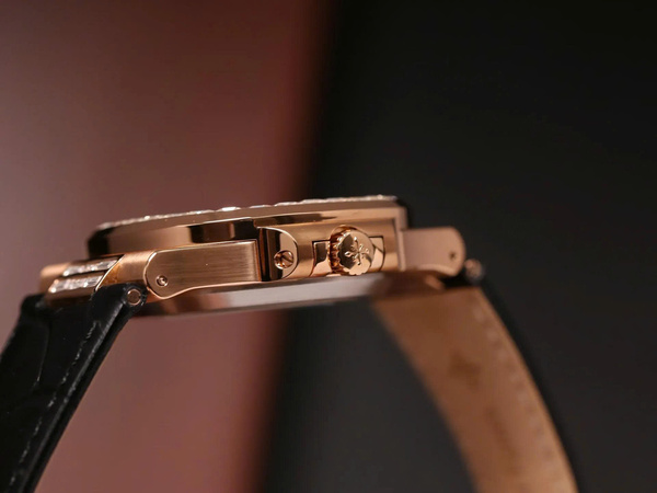 Alexander Ferros 6111R-08