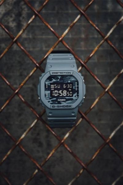 G-SHOCK DW-5600CA-2