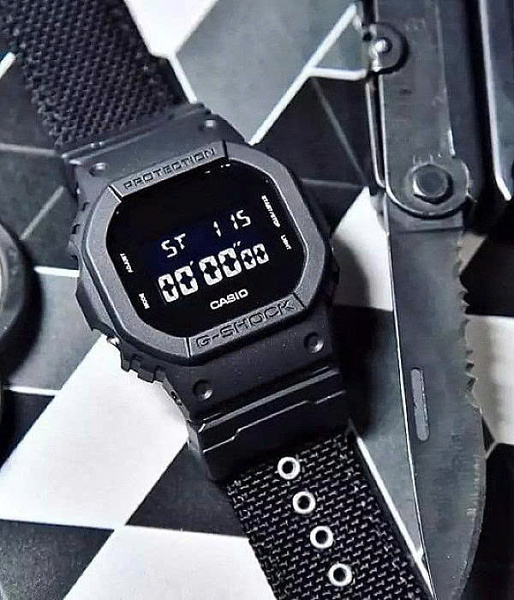G-SHOCK DW-5600BBN-1