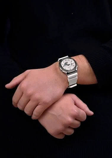 CASIO G-SHOCK GM-2110SH-7A