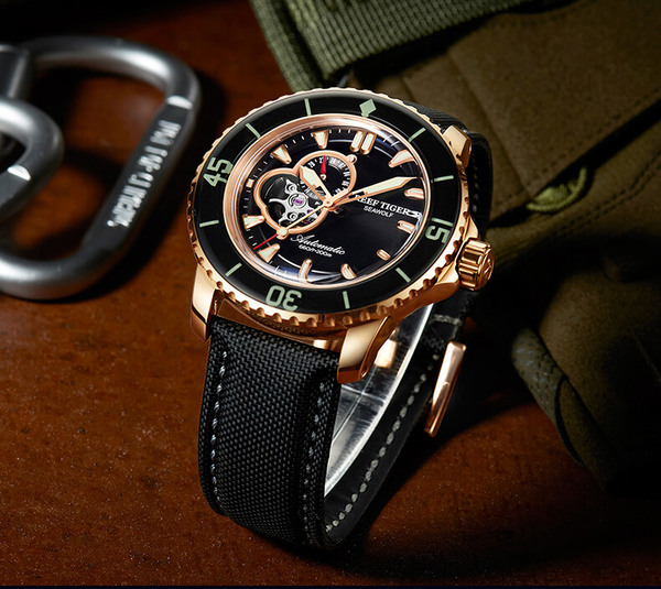  Đồng hồ nam chính hãng Reef Tiger RGA3039-2