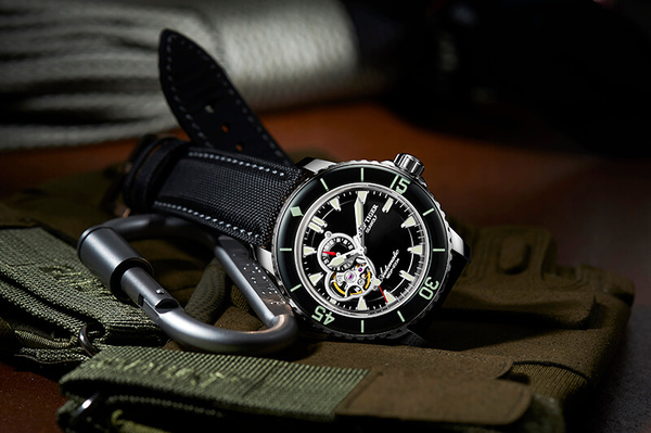 Đồng hồ nam chính hãng Reef Tiger RGA3039-5