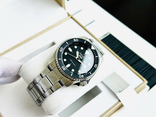 Đồng Hồ Nam Chính Hãng SEIKO 5 Sports SRPK29K1
