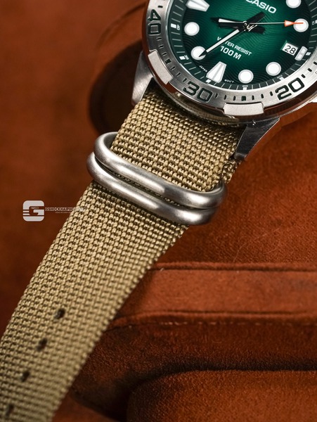 Casio MTD-140-3A ( Lên dây vải NaTo )