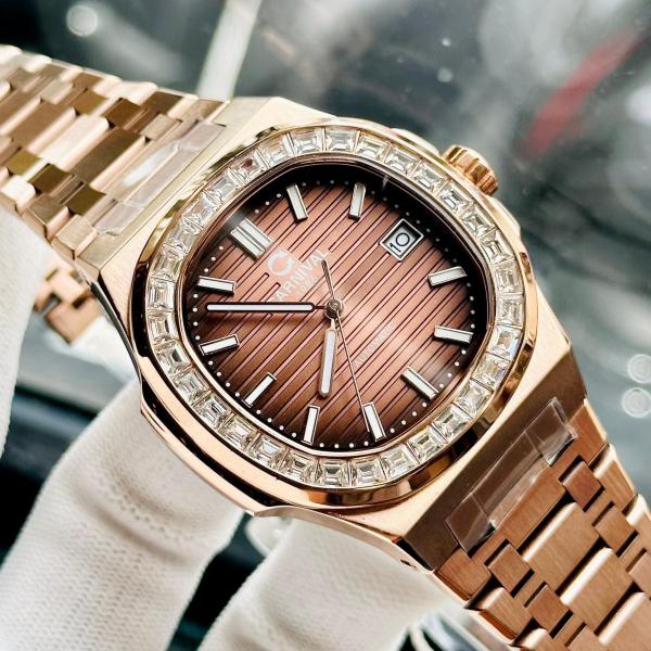 Carnival - Nam Nautilus Automatic 8108G-VH-N