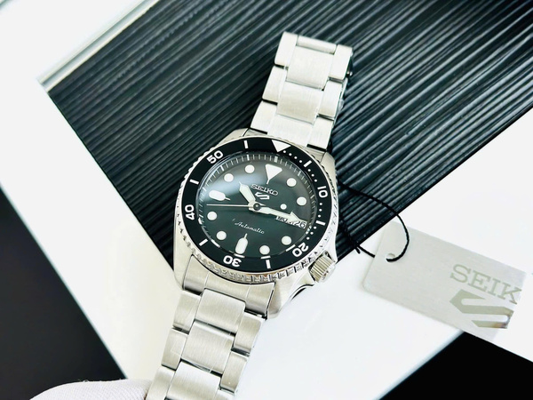 Đồng Hồ Nam Chính Hãng SEIKO 5 Sports SRPK29K1