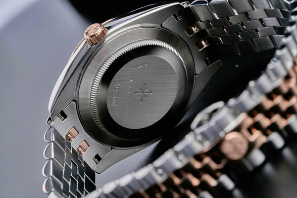 Alexander Ferros 8021D/08