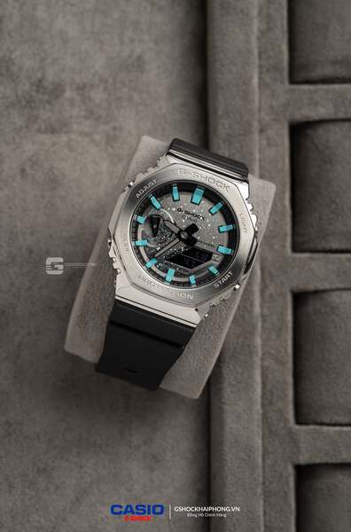 G-SHOCK GM-2100 - Blue Ice Hyper Color
