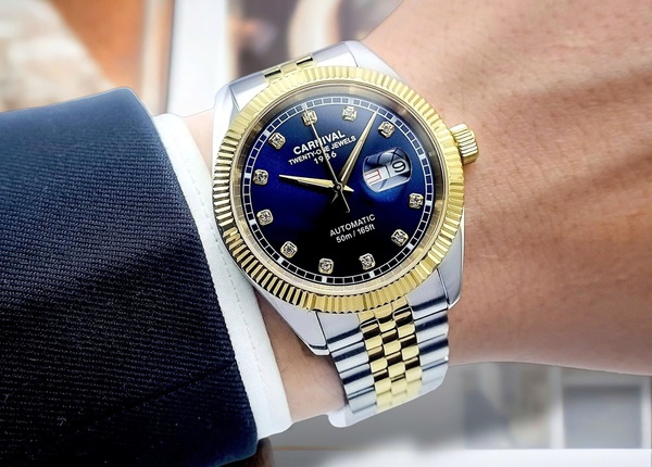 Đồng Hồ Nam CARNIVAL 8131G-CV-X