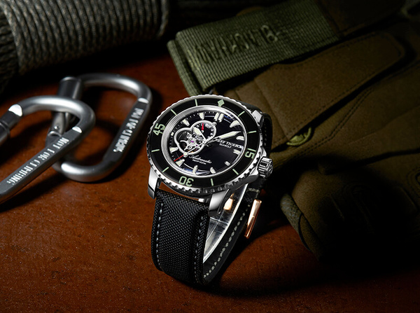 Đồng hồ nam chính hãng Reef Tiger RGA3039-5