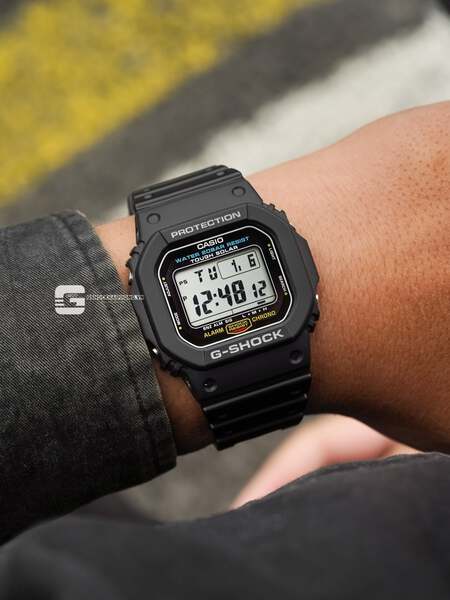 CASIO G-SHOCK G-5600UE-1