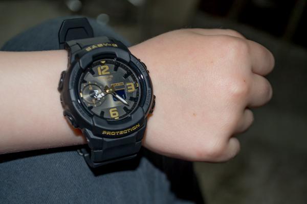 Đồng hồ Nữ Chính hãng  BABY G BGA-230-1B