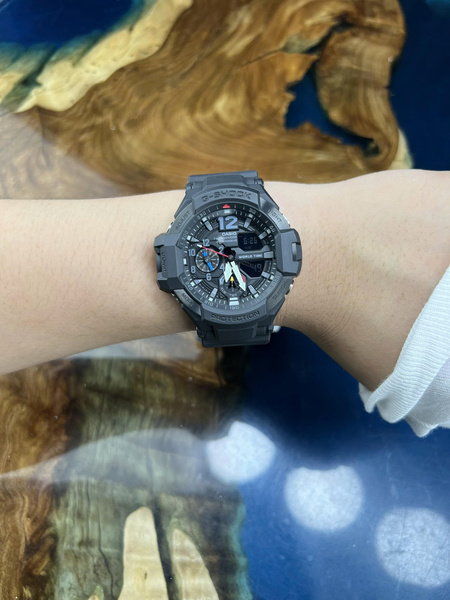  G-SHOCK  GA-1100-1A1