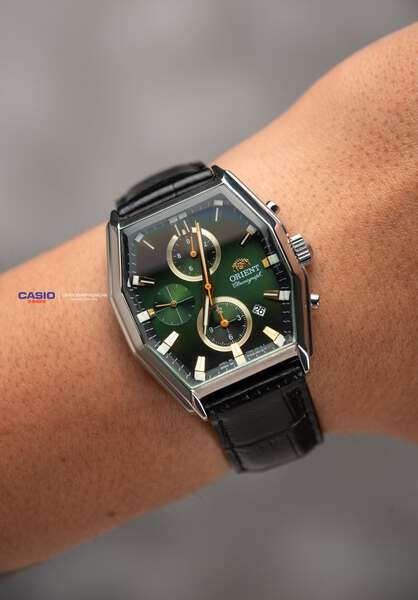Orient Neo70's FOCUS EIGHT WV0561TT (USED 99%)